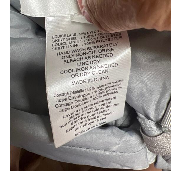 David’s Bridal Gray Long Formal Lace Bodice Sleeveless Dress Bridesmaid Size 4 - Picture 5 of 7